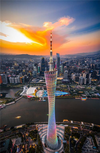 探索深圳明珠会所丰富多样的全套服务